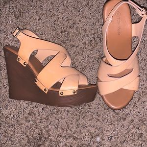 Wedges size 8
